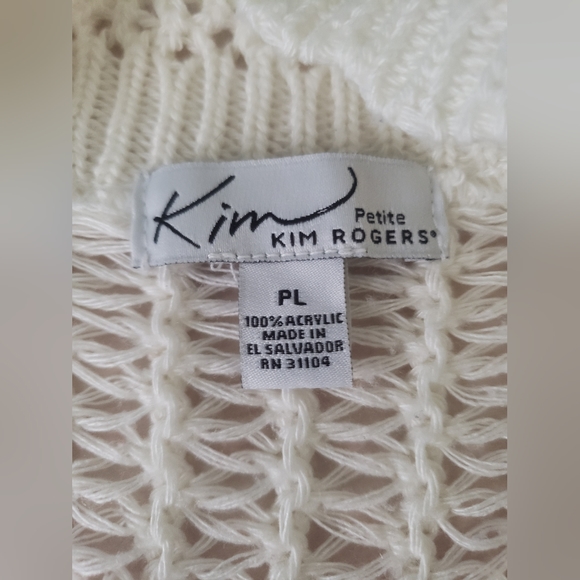 Ladies Crochet Shawl - Picture 3 of 7